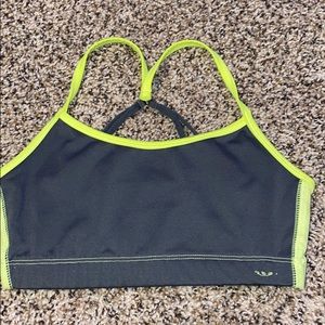 Sports bra